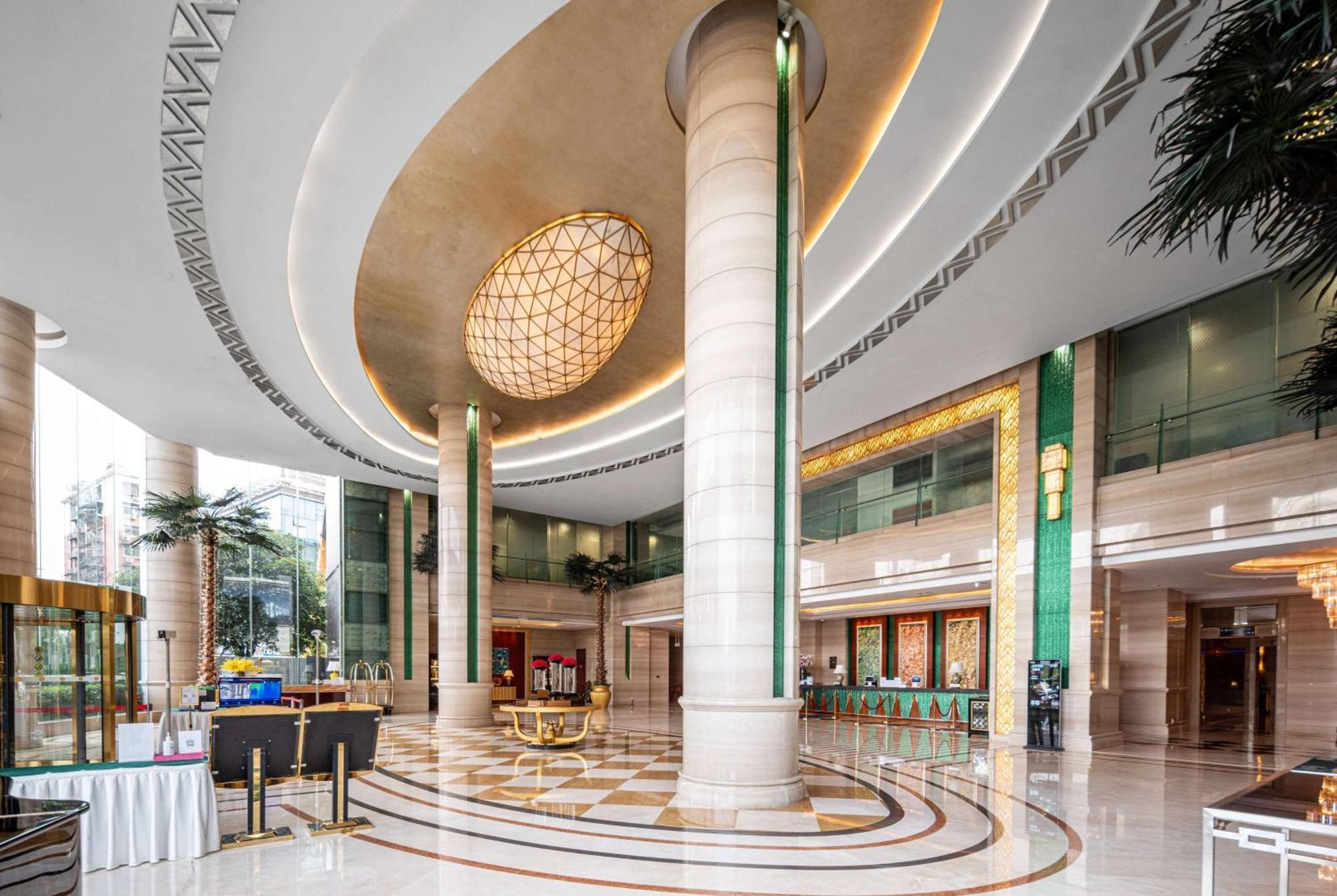 Ramada Plaza Optics Valley Hotel Wuhan Buitenkant foto